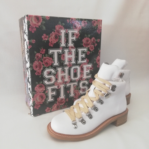 Jeffrey Campbell ankle boots - Picture 3 of 4